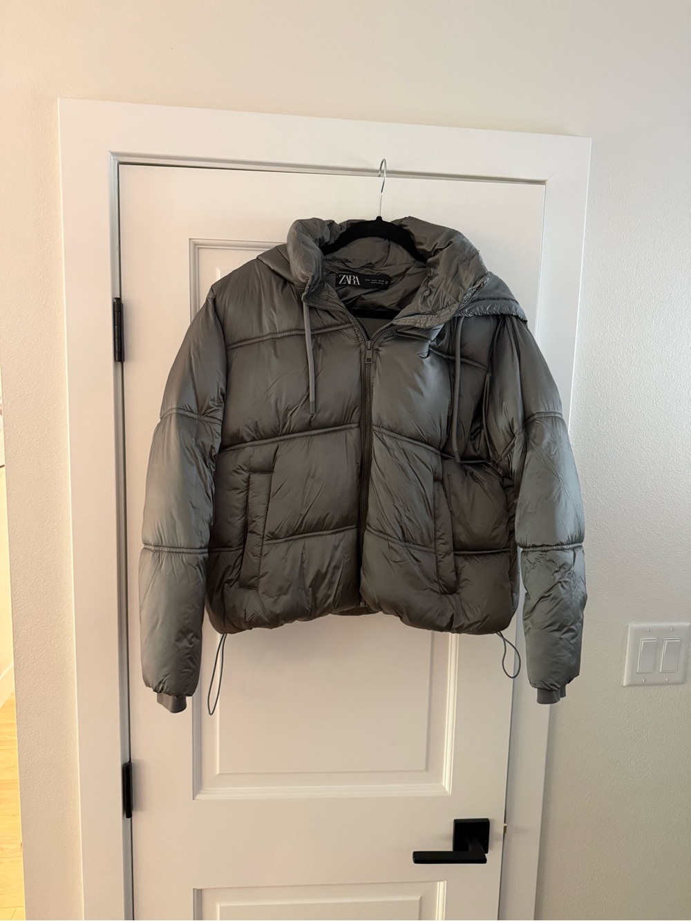 Zara Metallic Charcoal Gray Puffer Jacket with Hood